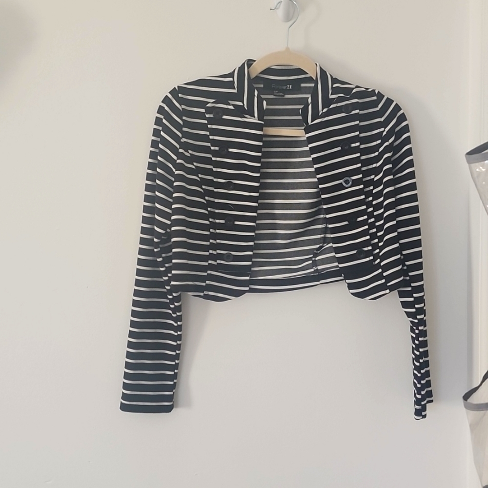 Cropped jacket